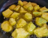A picture of step 1 of Lauki Ke Pakode.