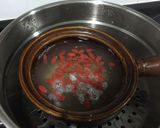 A picture of step 3 of Steam Egg White with Goji Berry and Ginko Nuts.