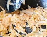 Foto del paso 2 de la receta: Curry japonés con pollo, sin pastillas (カレーライス)