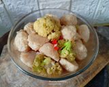 Foto langkah ke 3 dari resep Tumis Baso Ayam.