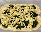 A picture of step 4 of Japanese Wakame Seaweed Pizza.