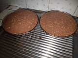 Kue pirex puding coklat busa
