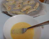 Foto del paso 5 de la receta: Empanadillas de relleno de calamar y carne
