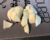 Une image de l'étape 3 de Sauce aux tomates fraîches, ail, oignon, basilic et romarin.