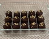 A picture of step 12 of Cashew-Berries Dark Chocolate Bites.