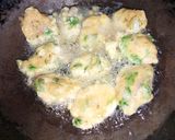 A picture of step 7 of Hare bhare pakore.