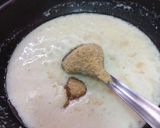 A picture of step 3 of Acacia gum iced milkcake.