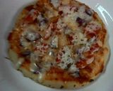 A picture of step 4 of Kulcha Pan Pizza.