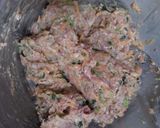 Foto langkah ke 1 dari resep Gyoza Sayur Daging Sapi.
