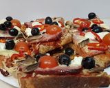 Pas rețetă Pizza din felii de pâine 2 fotografie
