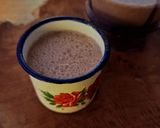 Foto langkah ke 4 dari resep Banana Chocolate Smoothie.