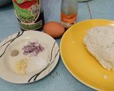 Foto langkah ke 1 dari resep Nasi Telur Malas.