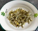 薑絲小魚絲瓜的食譜步驟2照片