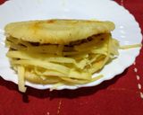 Foto del paso 6 de la receta: Arepas Con Chorizo