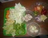 Foto langkah ke 1 dari resep Capjay bakso telur puyuh.