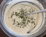 Tejszínes-tárkonyos pulykaragu leves citrommal recept fázis 2 fotója