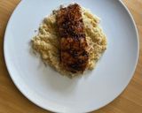 Foto del paso 3 de la receta Salmón con reducción de balsámico y falso cous cous de coliflor