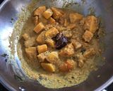 A picture of step 6 of Kodha Nu Shaak/Bhopda Chi Bhaji/Kaddu Ki Subji/Pumpkin Curry.