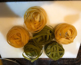 Foto del paso 1 de la receta: Tagliateles de huevo y espinacas a la carbonara