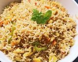 এগ ফ্রায়েড রাইস (Egg Fried rice recipe in Bengali) রেসিপির ধাপ 13 ছবি