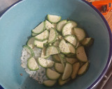 Foto del paso 1 de la receta: Omelette de champiñón y calabacitas