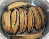 Foto langkah ke 1 dari resep Donat Pisang Wijen.
