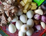 Foto langkah ke 1 dari resep Semur telur puyuh rempelo ati& kentang.