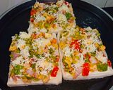 A picture of step 4 of Paneer Chilli Cheese Toast.