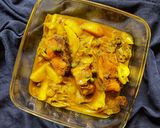 বাঁধাকপি ও মটরশুঁটি দিয়ে কাতলা মাছের ঝোল(katla macher jhol recipe in Bengali) রেসিপি ধাপ - 6 ছবি