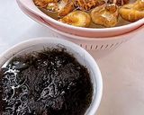 Hình bước làm 2 của món Cơm nhà 8 - cơm xúp lơ, canh gà nấm tóc tiên