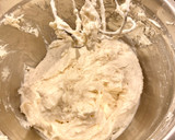 Foto del paso 4 de la receta: Pastel salado con yogur y calabacín