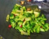 Foto langkah ke 5 dari resep Tumis Brokoli Bawang Putih.