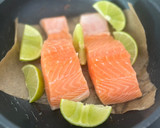 Foto del paso 1 de la receta: Salmón fresco con lima facilísimo - Receta de Batch Cooking