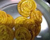 A picture of step 8 of Instant Jalebi.