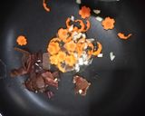 蛋片炒雙菇木耳的食譜步驟2照片