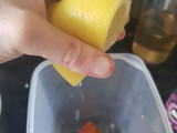 Causa limeña de atún y patitas de cangrejo
