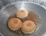 Foto langkah ke 5 dari resep Donat sp.