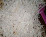 Foto langkah ke 7 dari resep Pad Thai Shrimp n Chicken.
