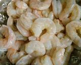 A picture of step 1 of Grilled tandoori jumbo prawns.
