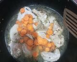 Foto langkah ke 3 dari resep Sup Ayam Wortel.