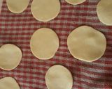 A picture of step 3 of Panipuri ni puri.