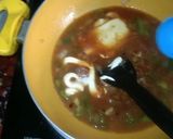 A picture of step 4 of Macroni In Tomato Sauce.