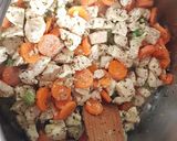 Tárkonyos csirkeraguleves burgonyagombóccal recept fázis 1 fotója