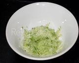 Foto langkah ke 4 dari resep Es Jeruk Timun Serut.