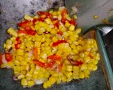 Foto langkah ke 2 dari resep Tumis Jamur Tiram Jagung Pedas.