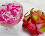 A picture of step 3 of Litchi Dragon mocktail.