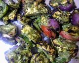 A picture of step 5 of Pahaadi paneer tikka or hariyali paneer tikka.