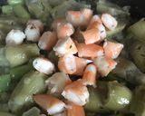 Foto del paso 6 de la receta: Alcachofas salteadas con langostinos