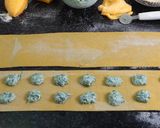 Foto del paso 5 de la receta: Raviolis de espinacas, ricotta y parmesano