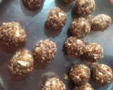 शुगर फ्री ड्राई फ्रूट लड्डू(sugar free dry fruit laddu) रेसिपी चरण 7 फोटो